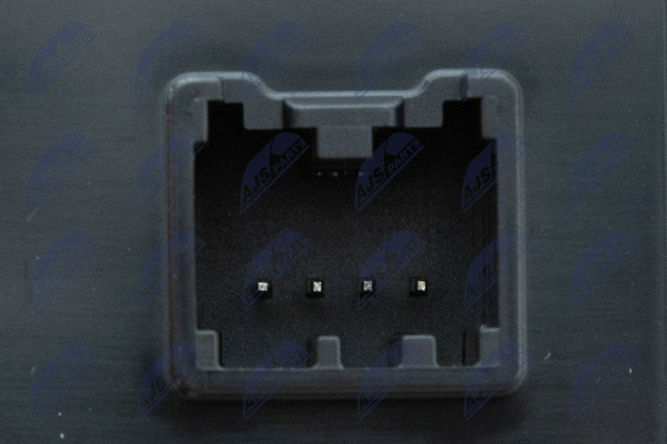 CC4366350A Mazda Кнопки переднего левого стекло подъёмника