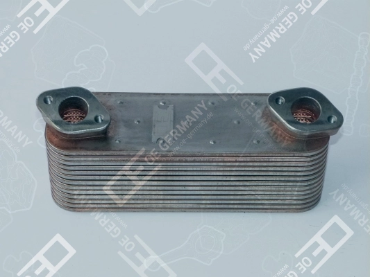 Масляный радиатор Mercedes A0021888001