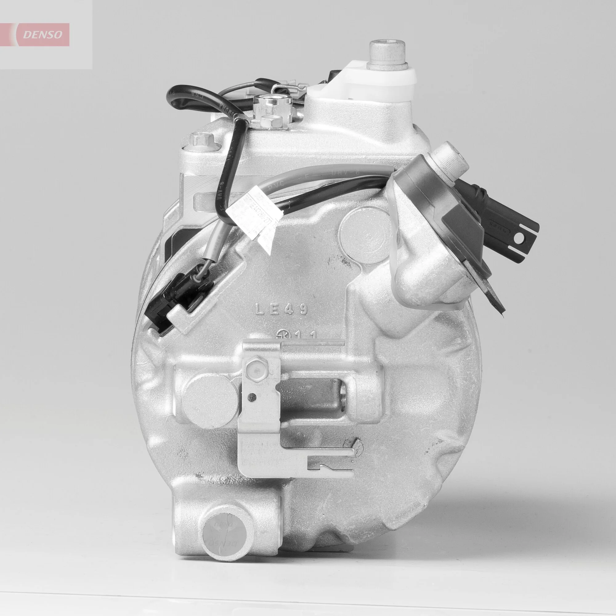 Компрессор системы кондиционирования Denso DCP05076 цена, от 409.37 USD