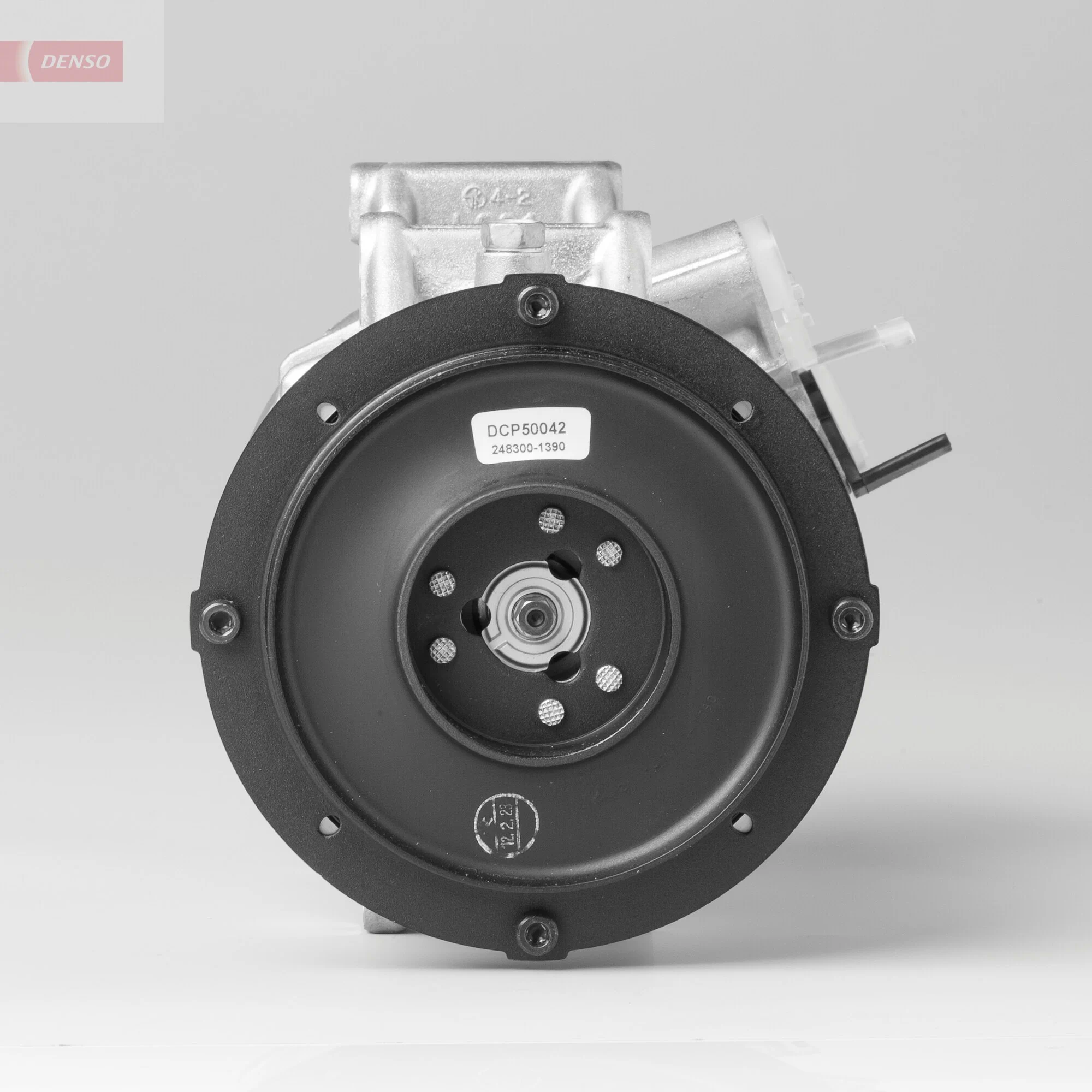 Компрессор системы кондиционирования Denso DCP50042 цена, от 354.19 USD