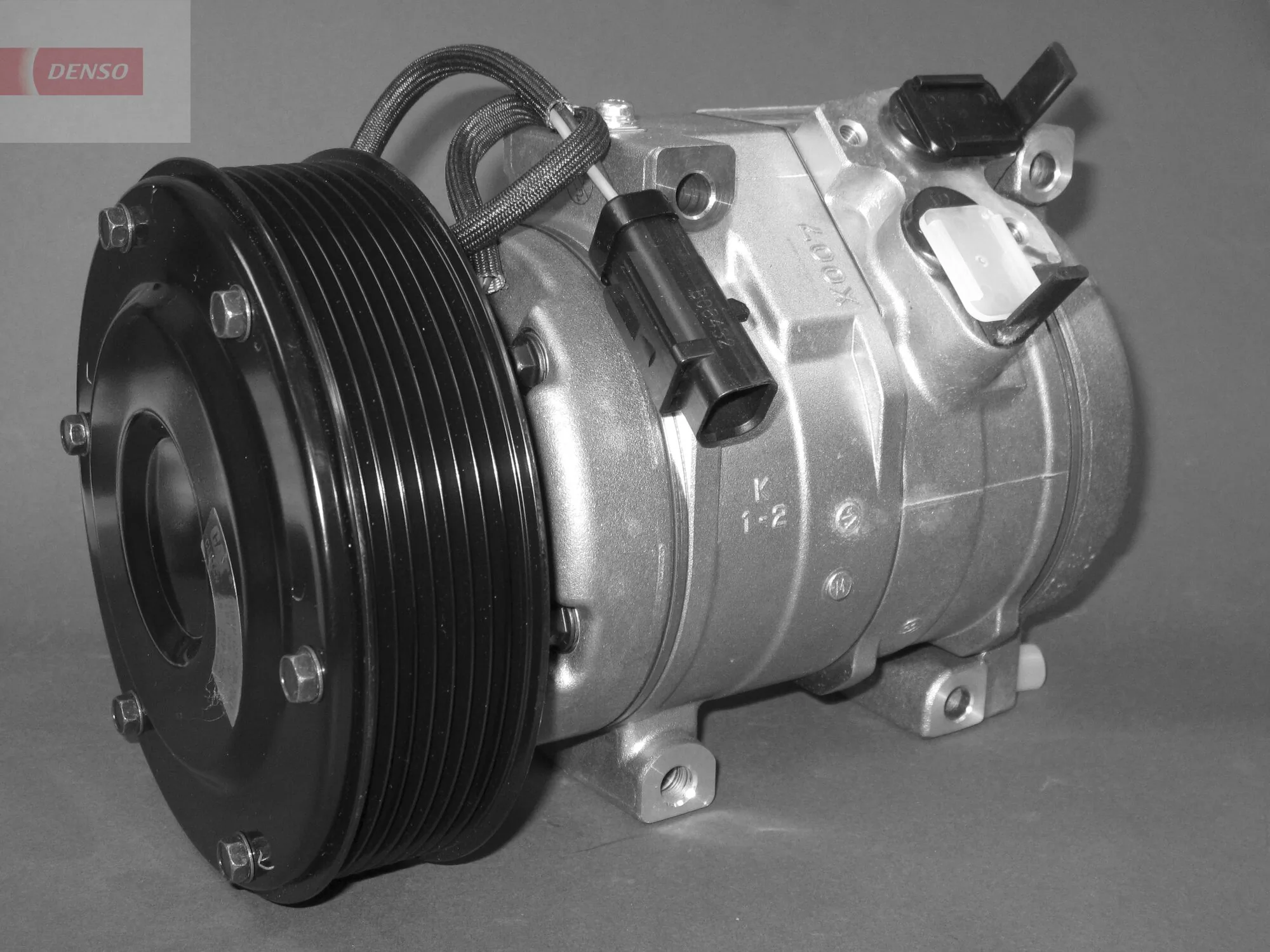 Компрессор системы кондиционирования Caterpillar 3050324 цена, от 523.65 USD