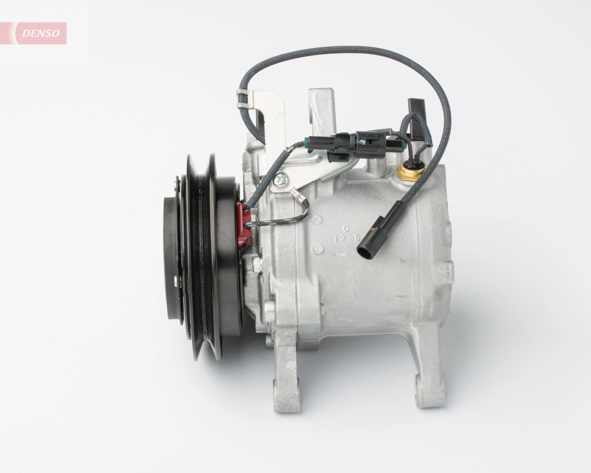Купить DCP99830 Denso Компрессор климатической установки