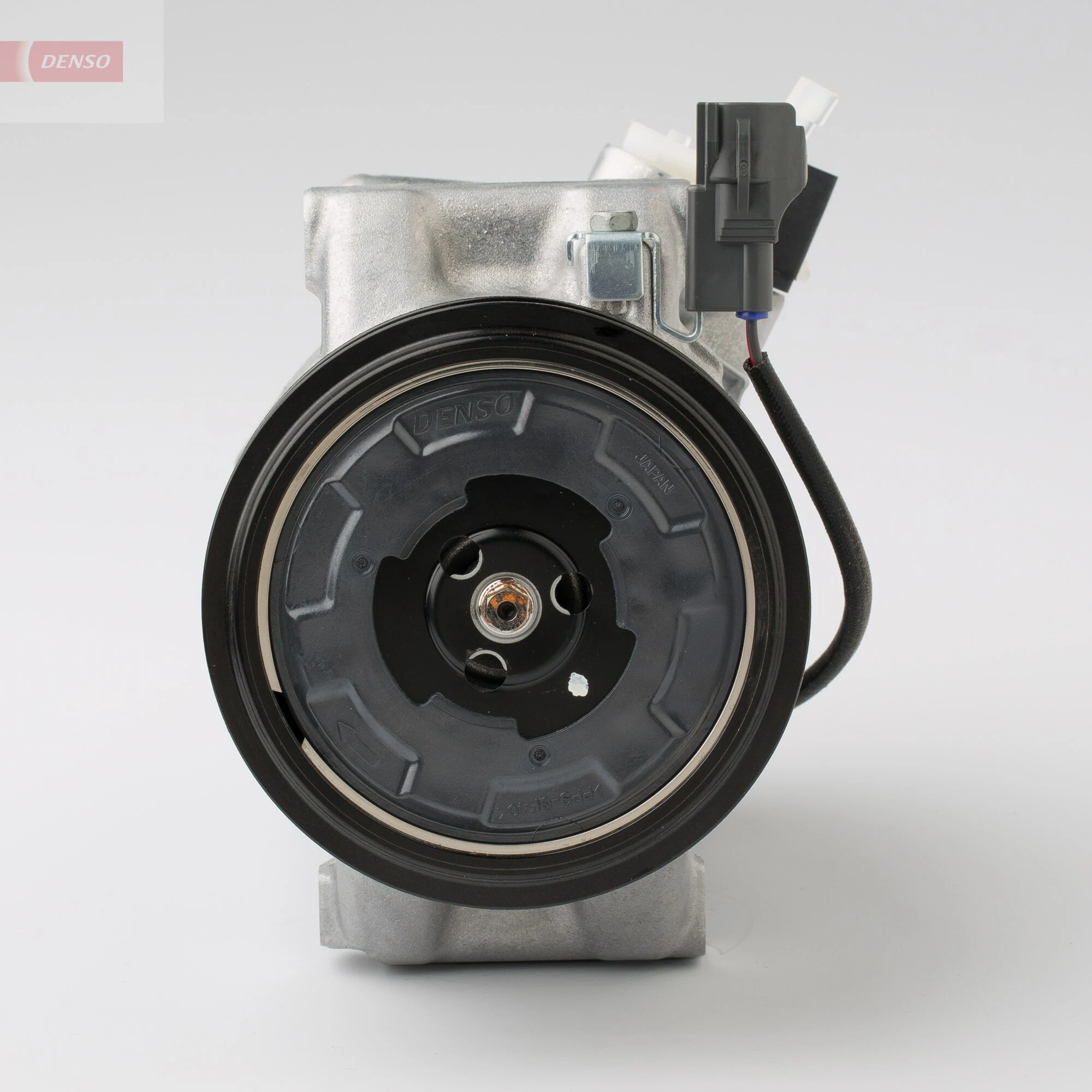 Компрессор системы кондиционирования Denso DCP17054 цена, от 363.25 USD