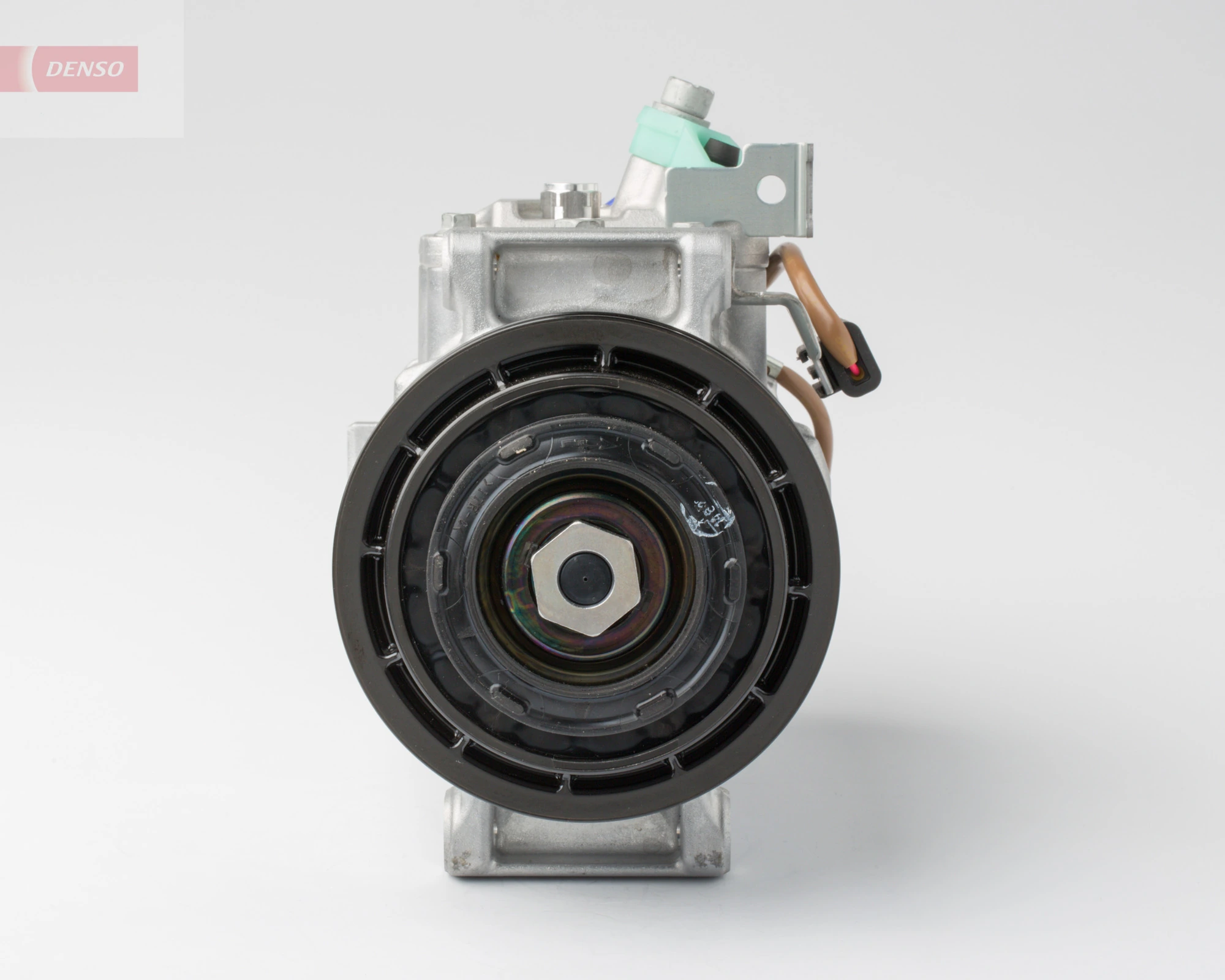 Компрессор системы кондиционирования Denso DCP17156 цена, от 506.20 USD