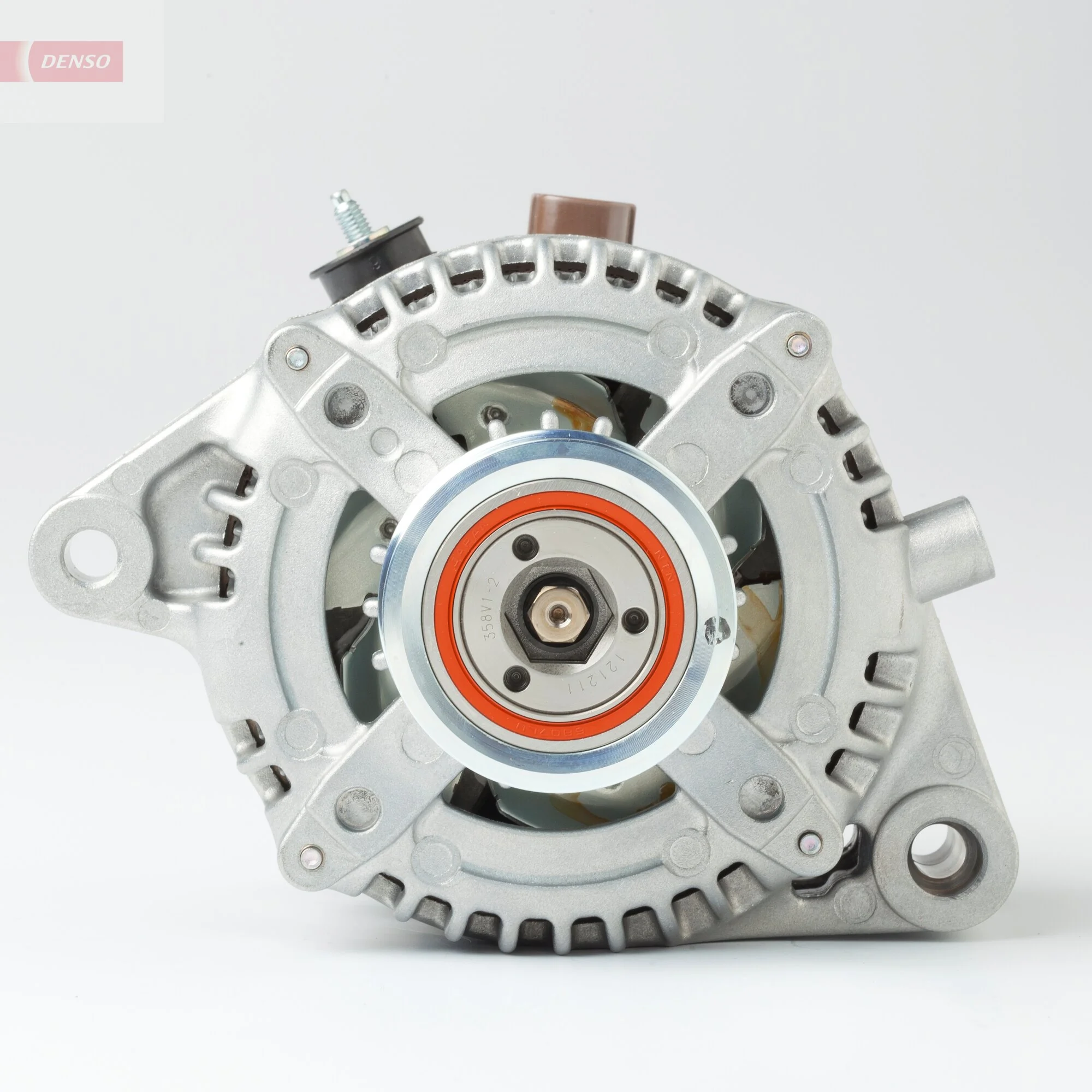 DAN941 Denso Генератор автомобильный