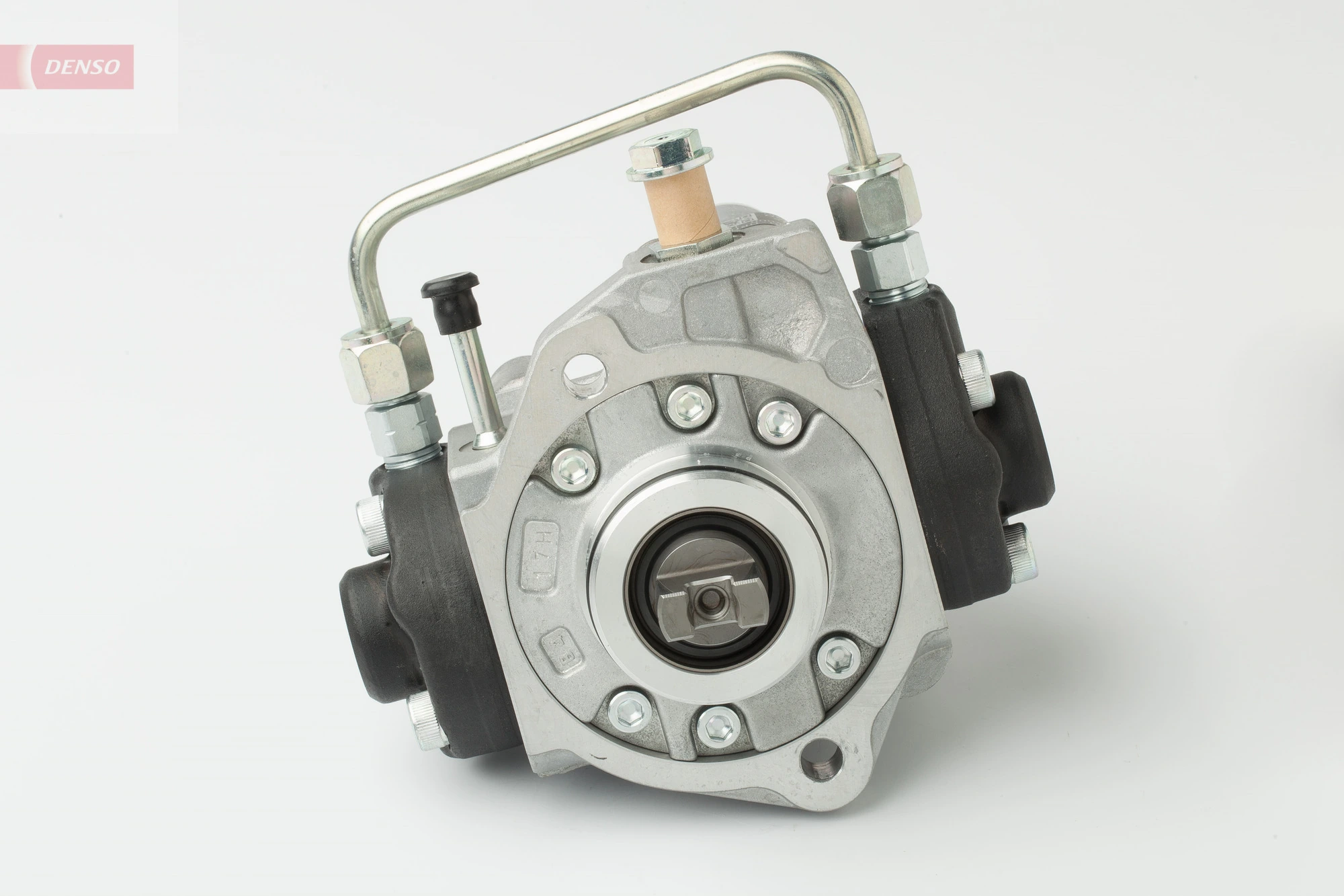 Насос топливный высокого давления (ТНВД) Denso DCRP301020 цена, от 247.05 USD