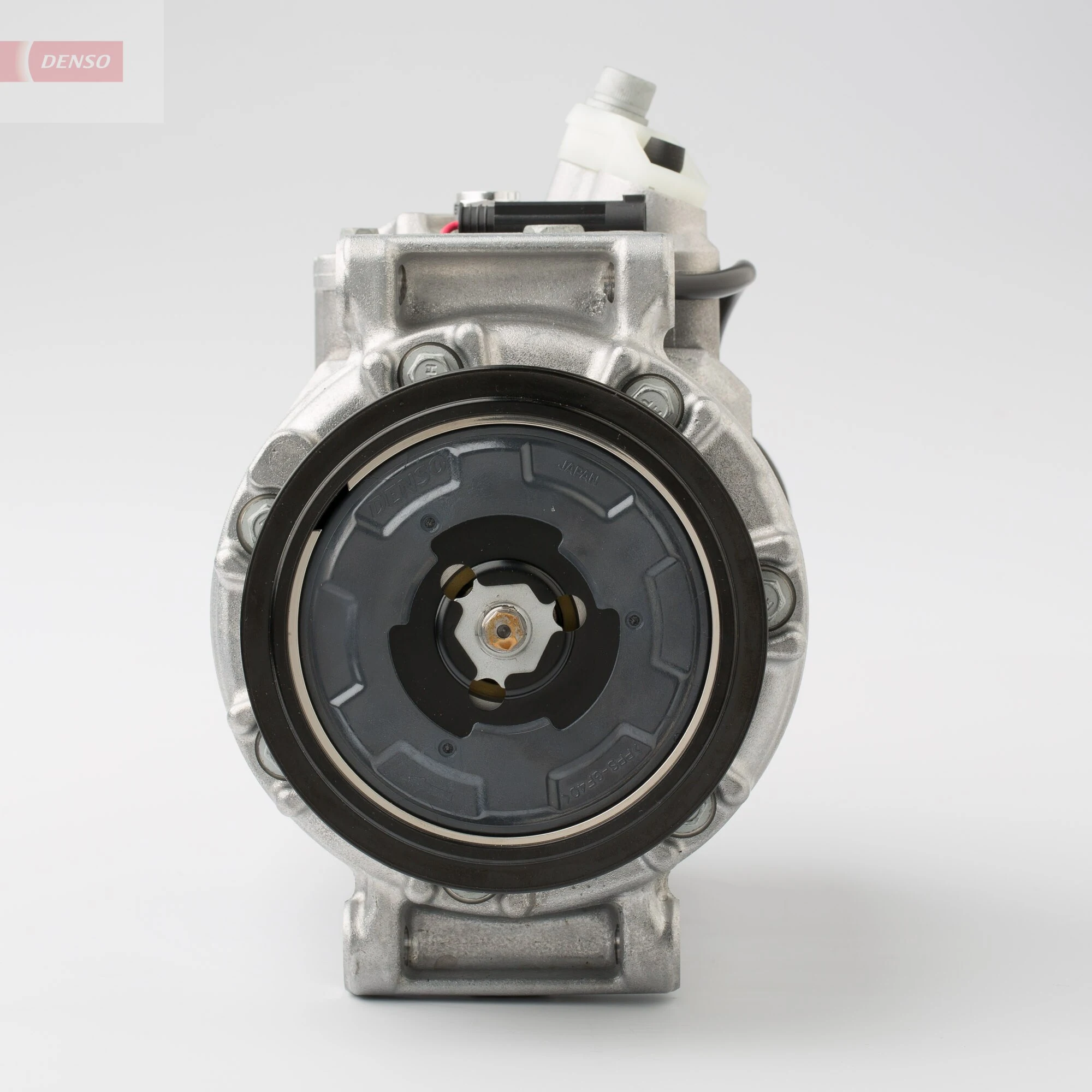 Компрессор системы кондиционирования Denso DCP17146 цена, от 351.90 USD