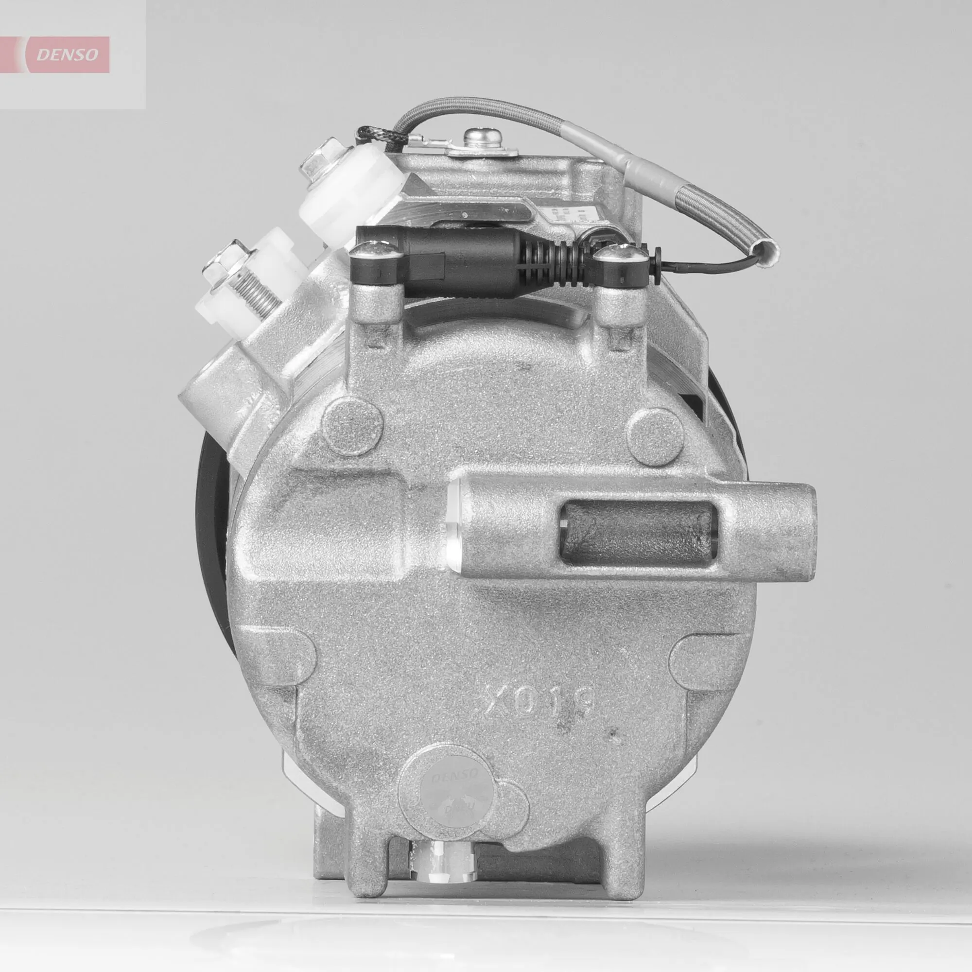 Компрессор хладагента на Mercedes Sprinter I 4-t 904