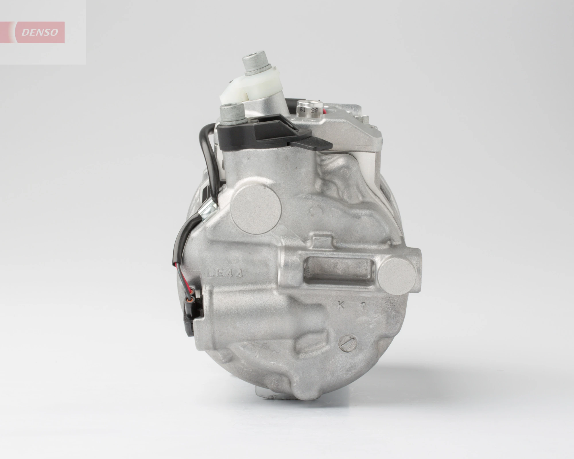 Насос кондиционера Denso DCP17062
