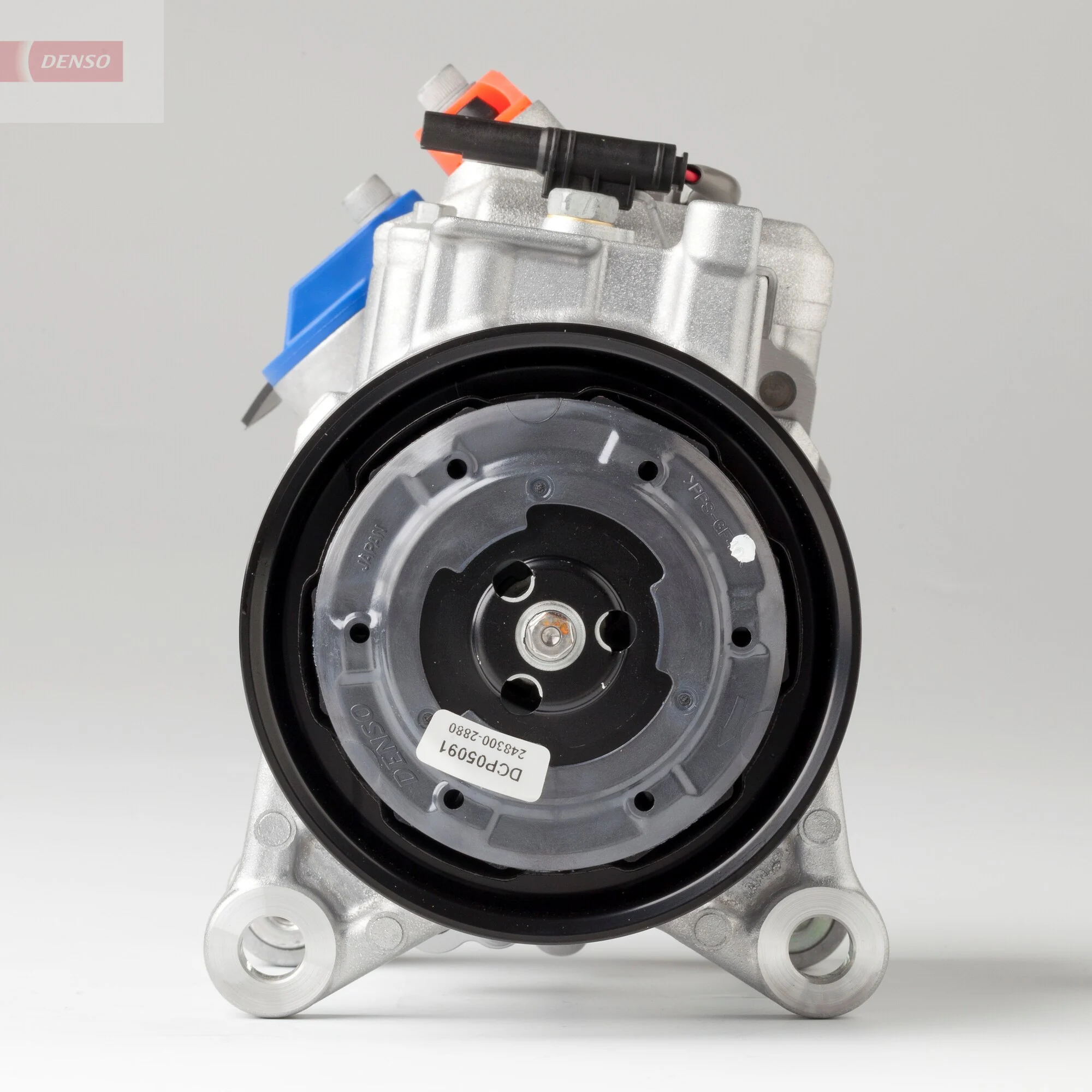 Компрессор кондиционера DCP05091 Denso