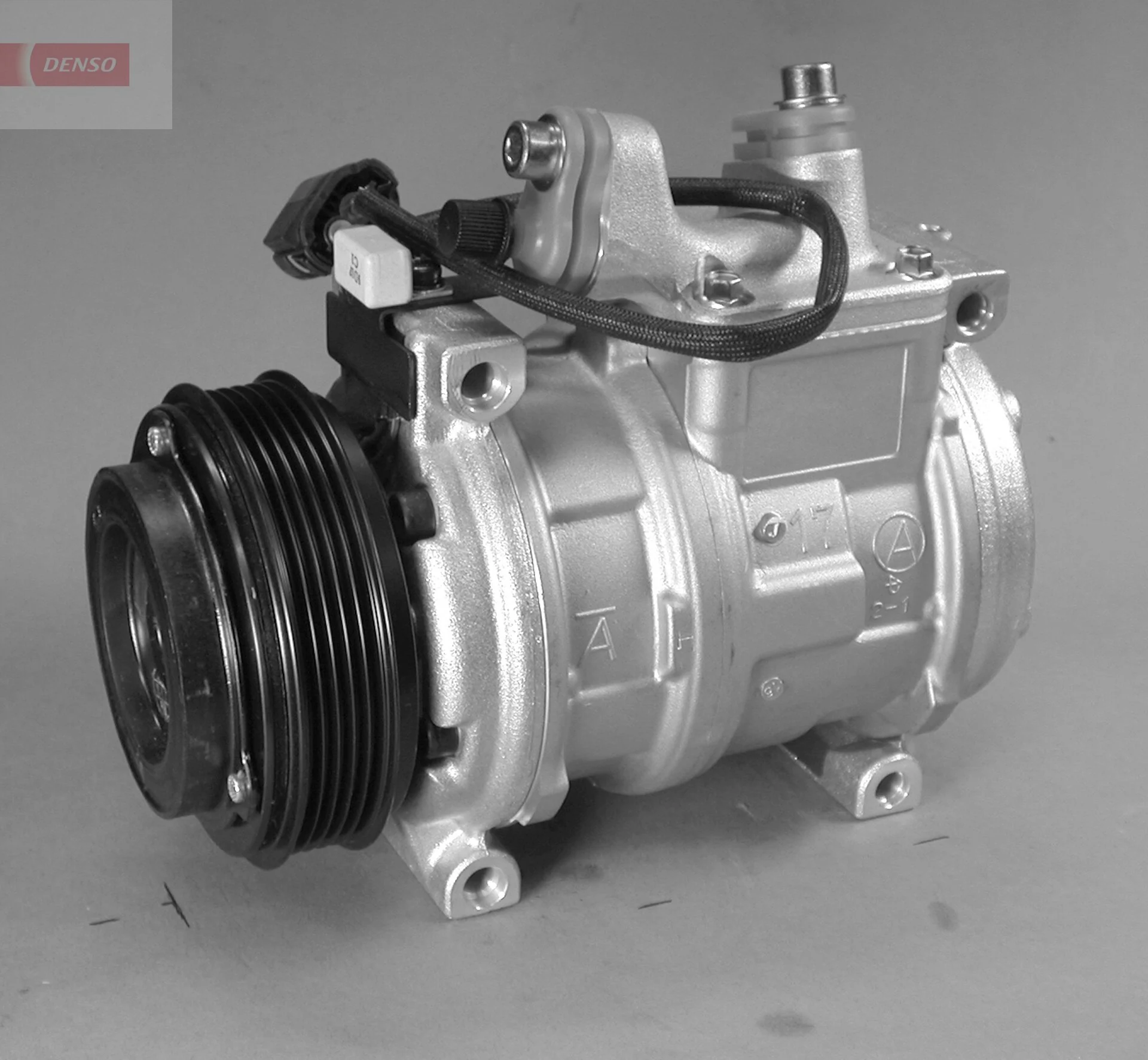 Насос кондиционера Denso 4472003075