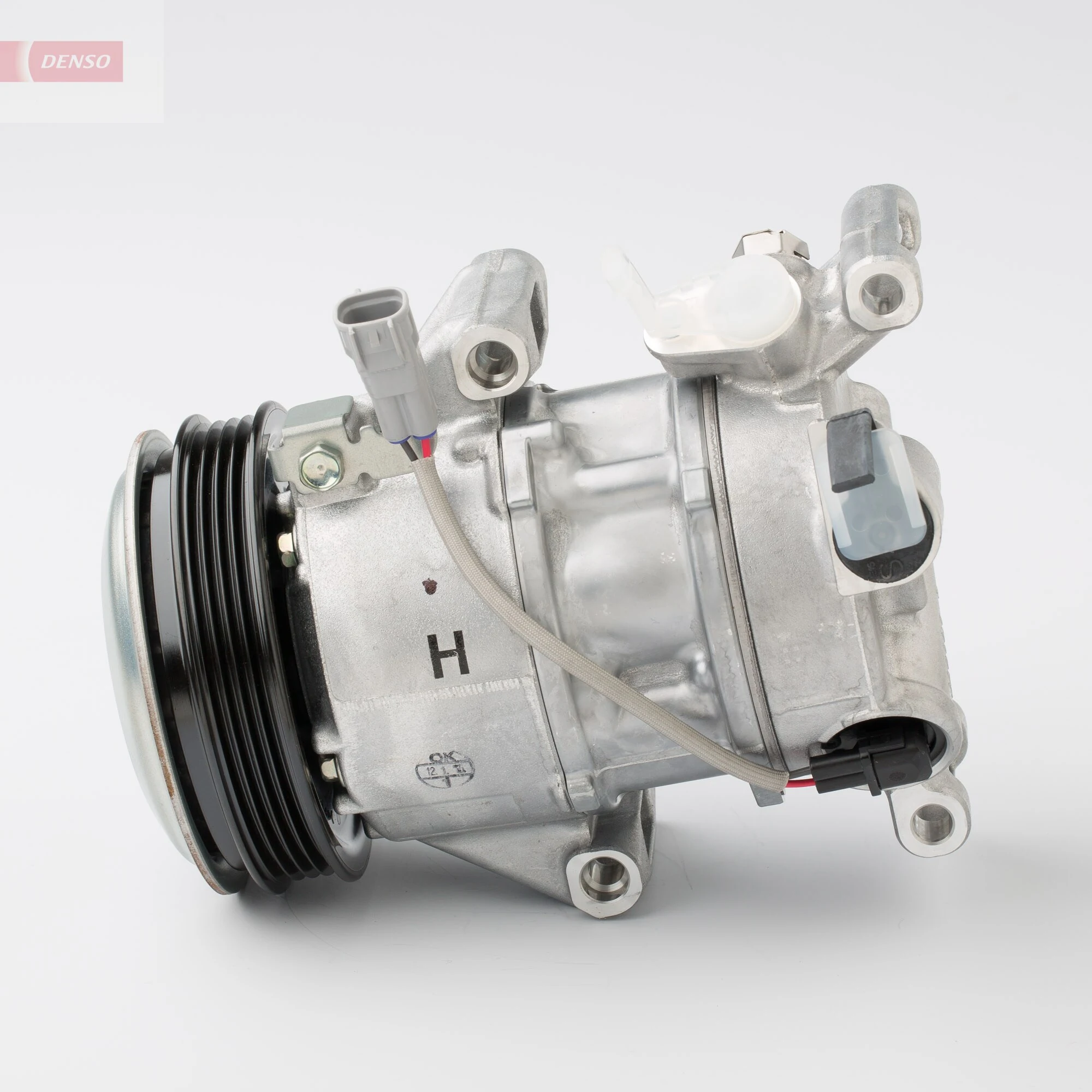 Купить DCP50308 Denso Компрессор климатической установки