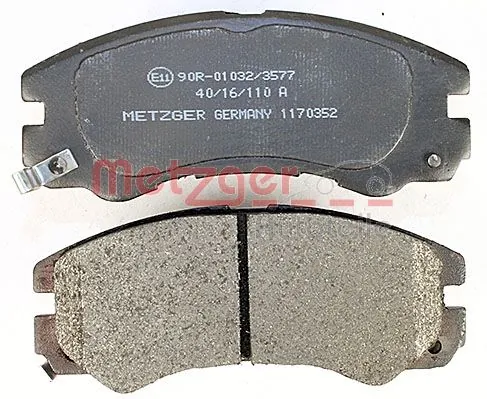 Передние тормозные колодки 6542 Maxgear