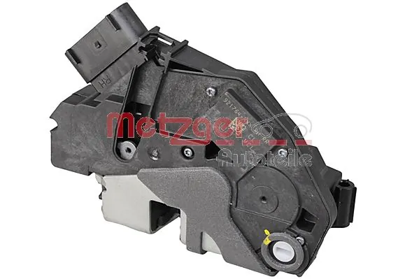 Замок двери задней правой на Ford Focus III CB8