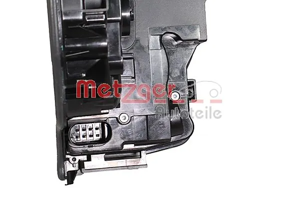 Внутренний дверной замок на BMW X5  F15, F85