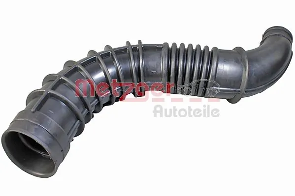 8200500383 Nissan/Infiniti Патрубок воздушный, выход воздушного фильтра