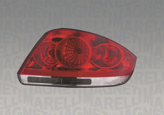 Задний левый стоп на Fiat Linea  323