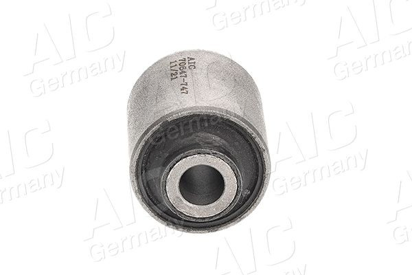 Сайлентблок переднего рычага 70647 AIC