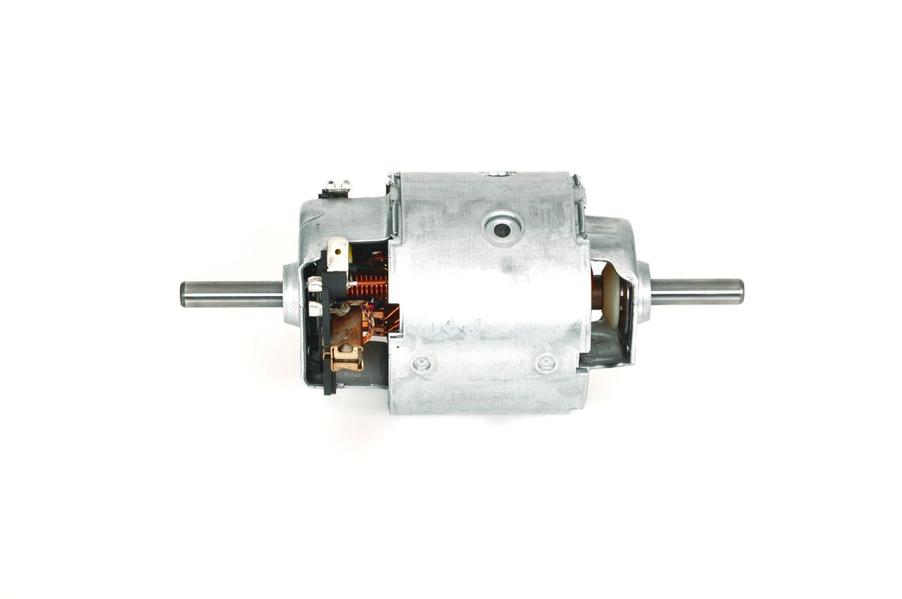 Мотор вентилятора печки (отопителя салона) Bosch 0130111110 цена, от 123.56 USD