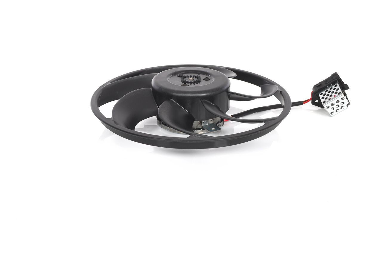 Купить 0130303302 Bosch Электровентилятор охлаждения в сборе (мотор+крыльчатка)