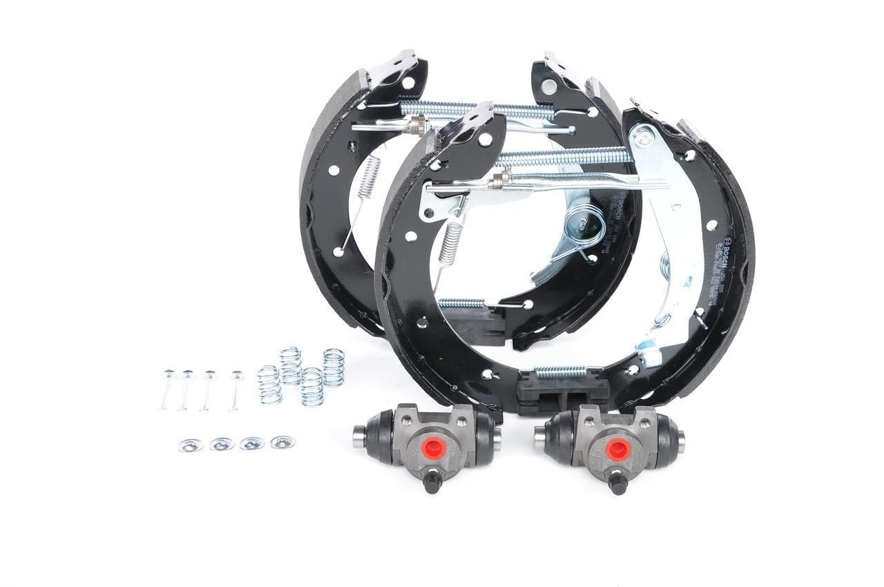 Купить 0204114556 Bosch Колодки тормозные задние барабанные, в сборе с цилиндрами, комплект