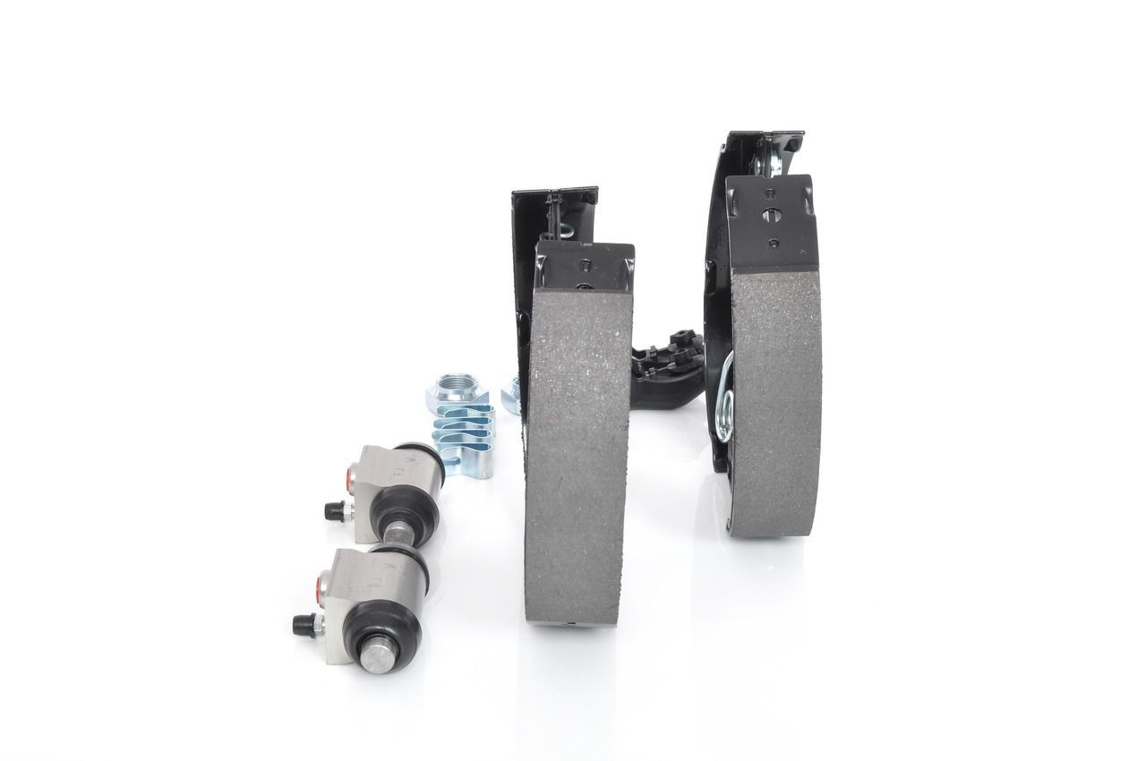 0204114613 Bosch Барабанные тормозные колодки
