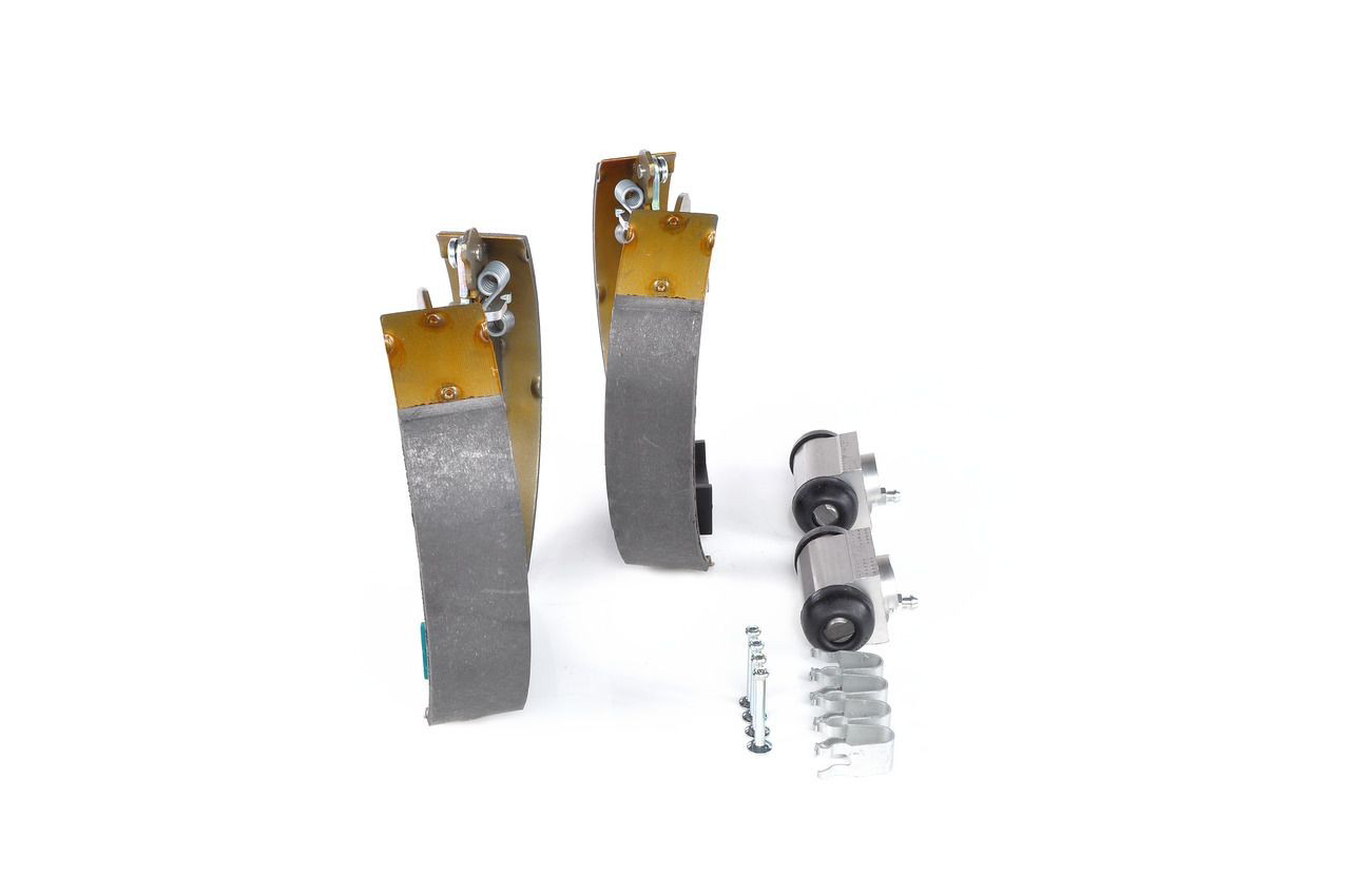Задние барабанные колодки 0204114626 Bosch
