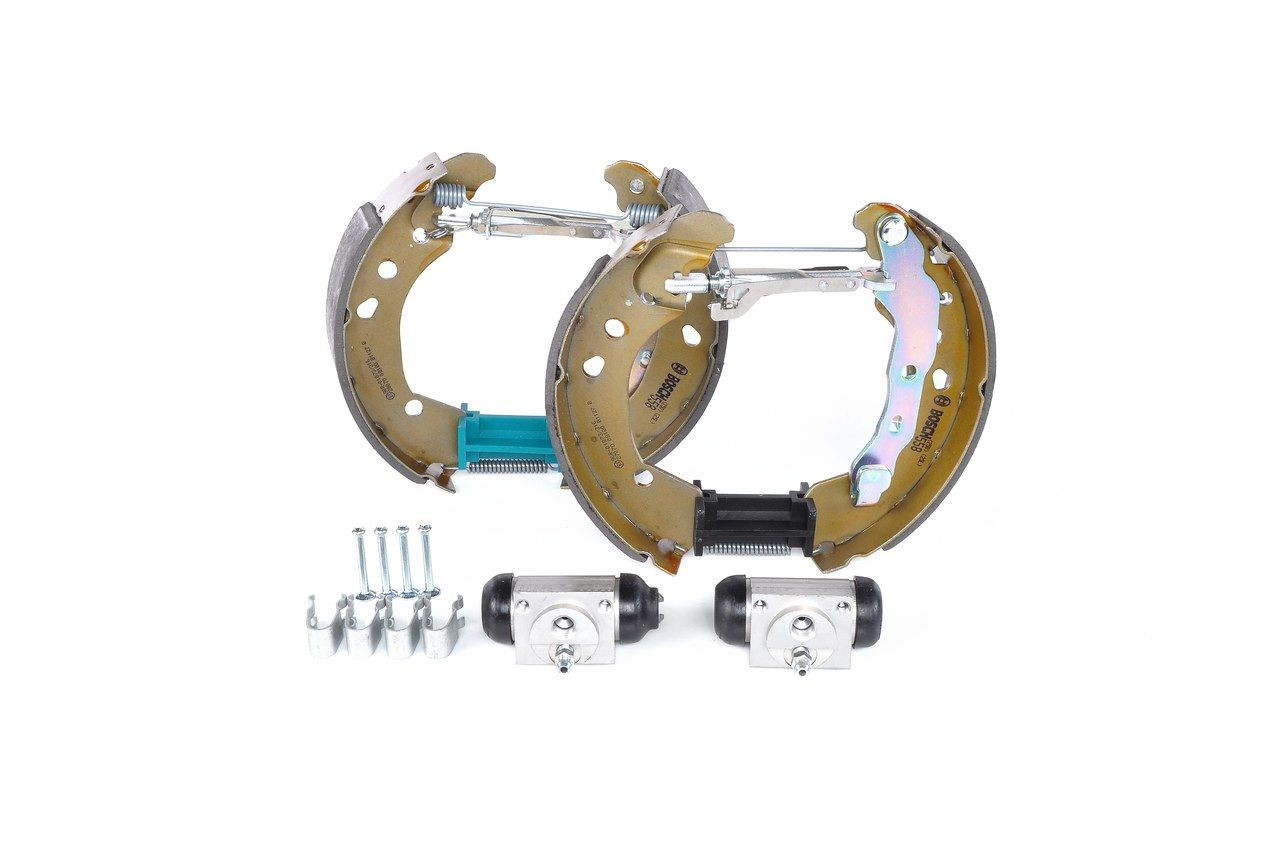 Купить 0204114626 Bosch Задние барабанные тормозные колодки