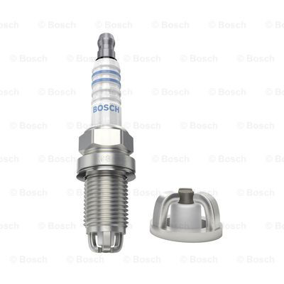 Свечи зажигания 0241235752 Bosch