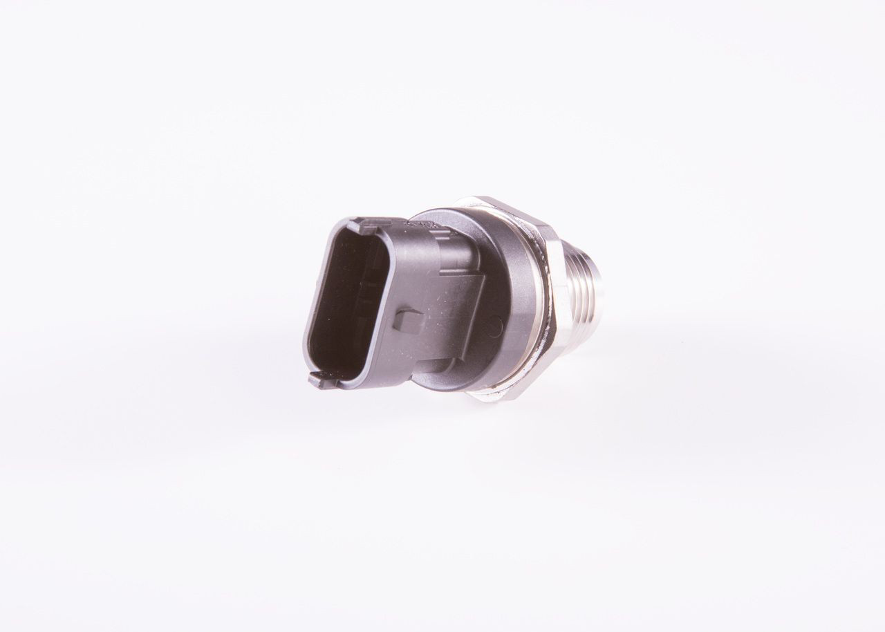 Купить 0281002908 Bosch Датчик давления топлива