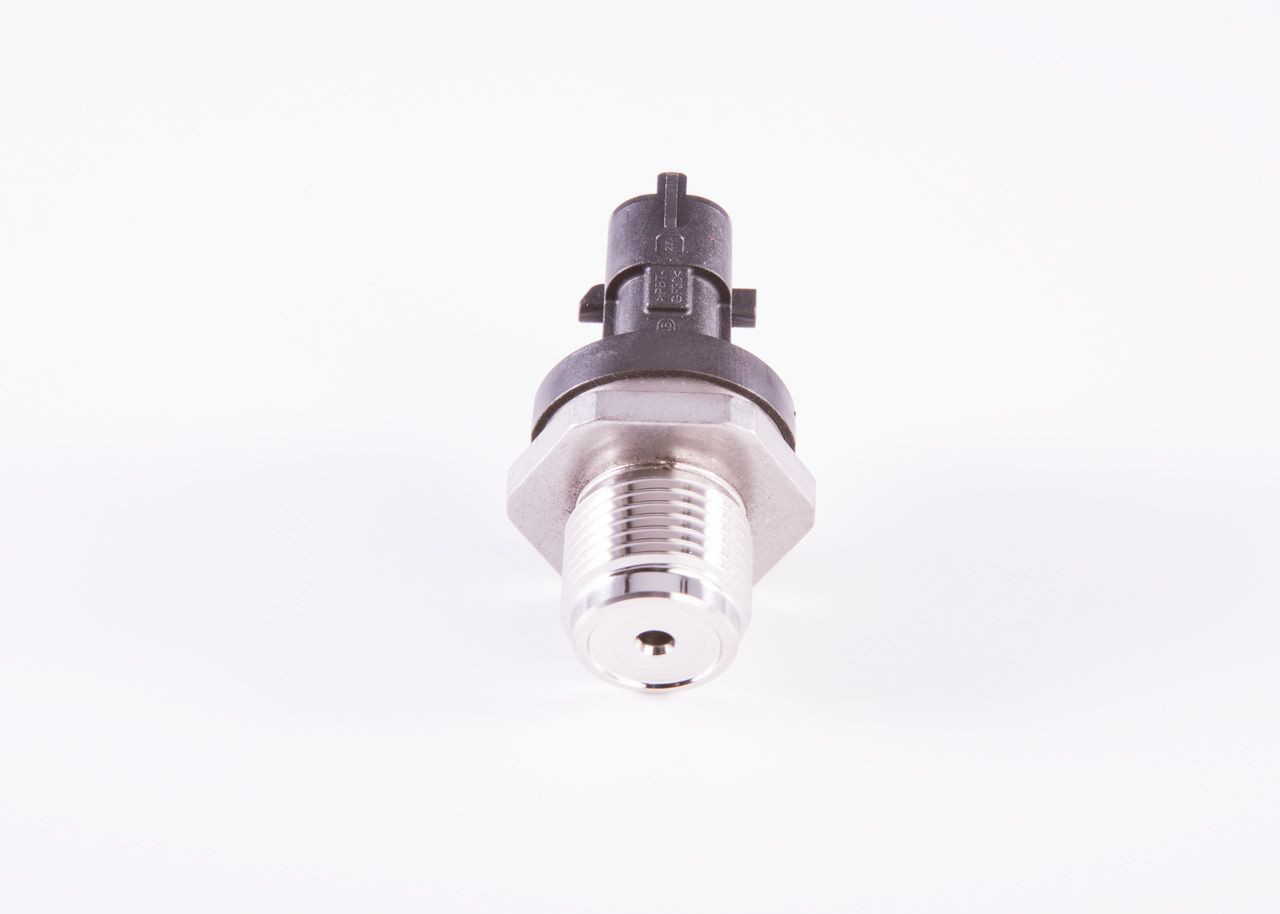 Датчик давления топлива Bosch 0281006053