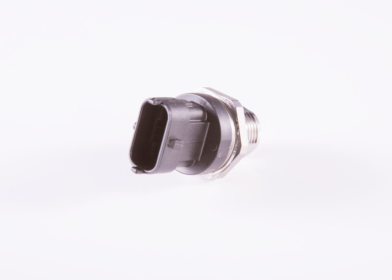 Купить 0281006158 Bosch Датчик давления топлива