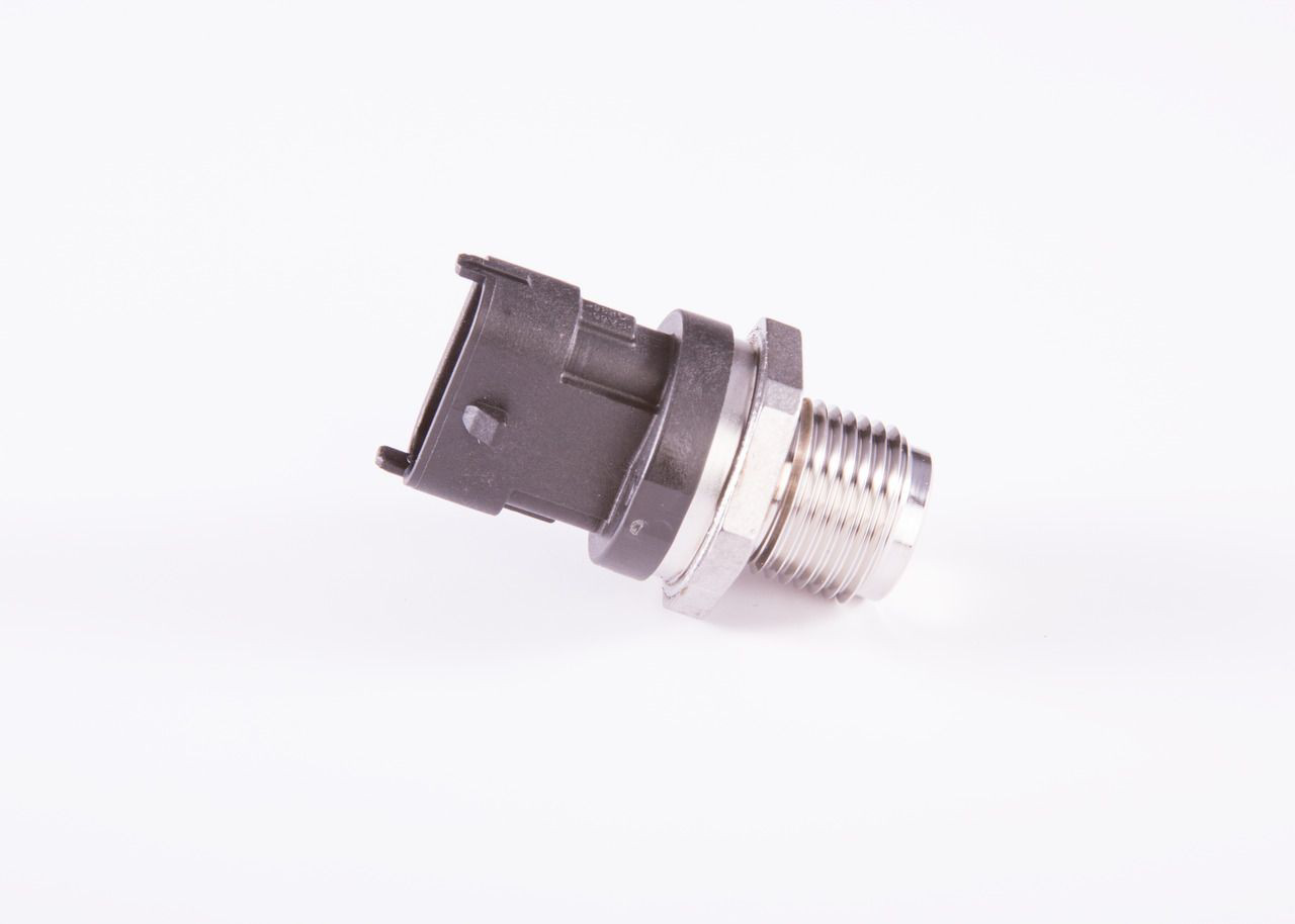Датчик давления топлива Bosch 0281006165 цена, от 102.85 USD