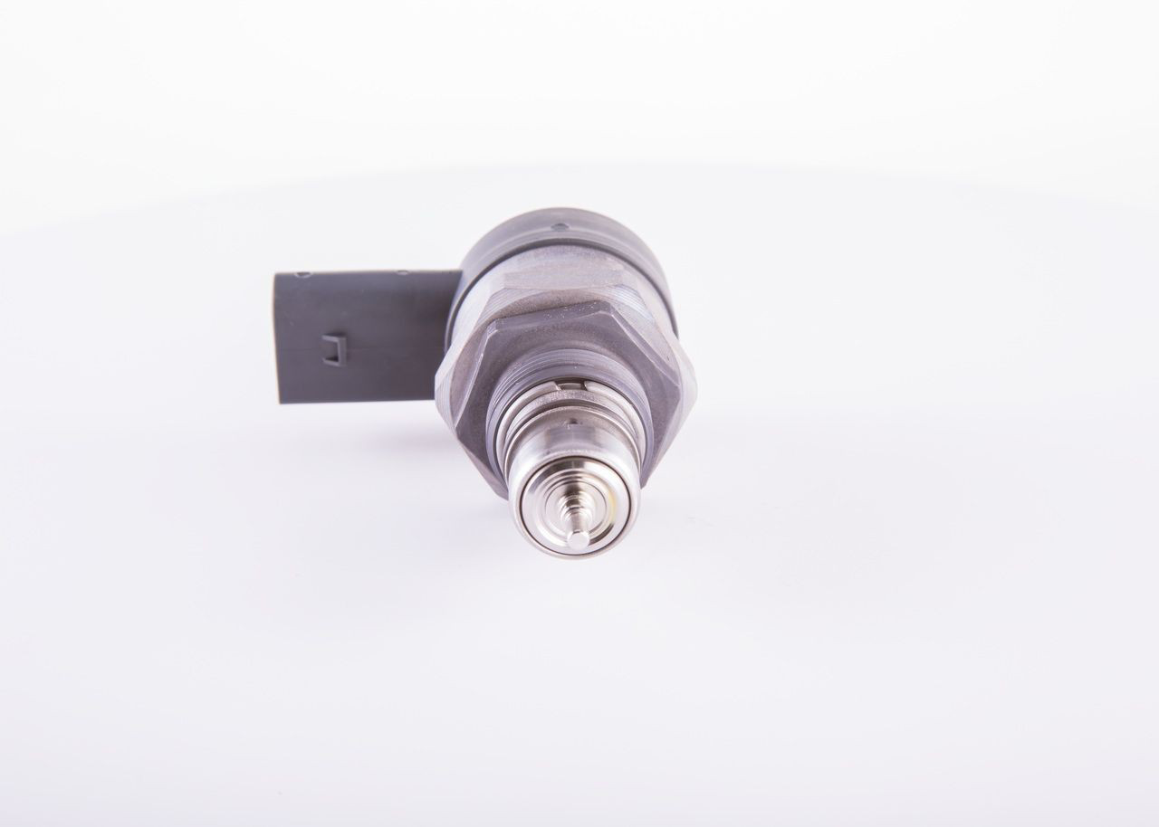 0281006246 Bosch Редукционный клапан ТНВД