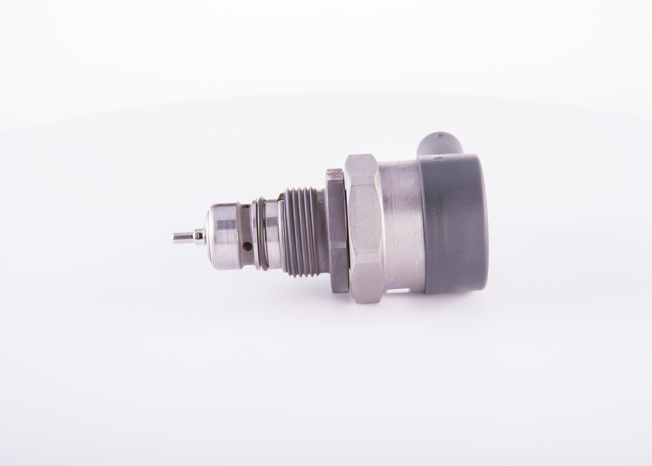 Клапан регулировки давления топлива Bosch 0281006246