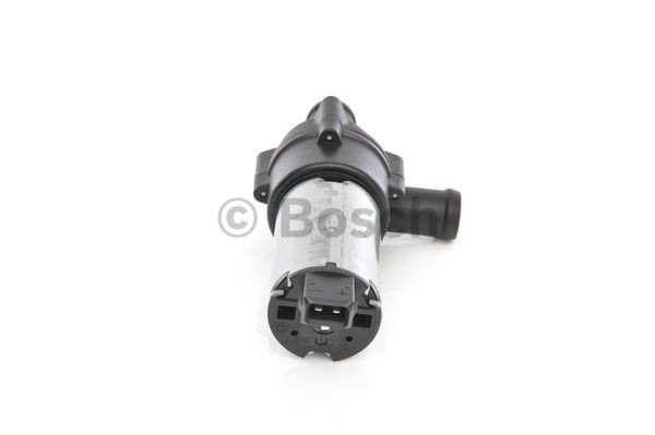 0392020024 Bosch Водяной насос охлаждения электрический дополнительный
