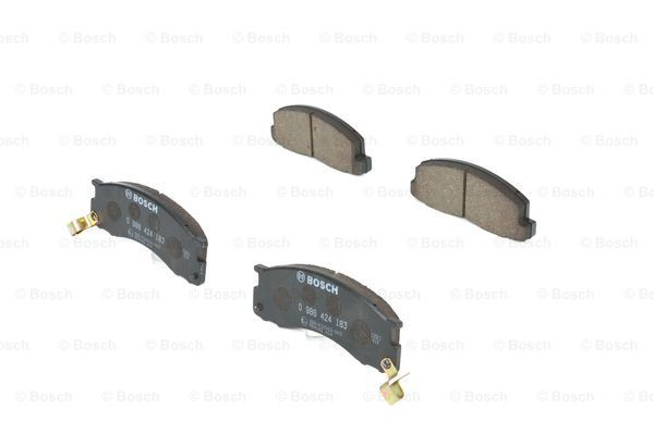 Передние тормозные колодки 0986424183 Bosch