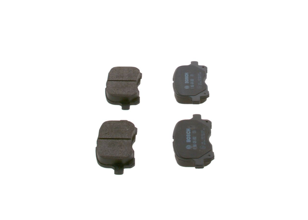 Передние тормозные колодки 0986424692 Bosch