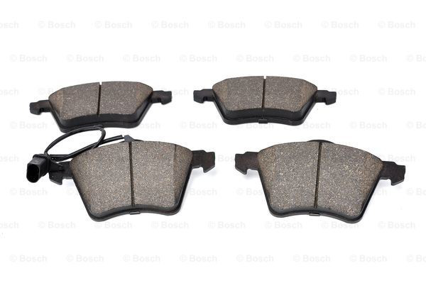 Передние тормозные колодки 0986424780 Bosch