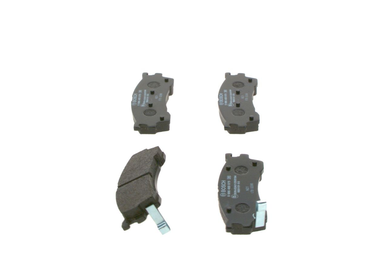 Передние тормозные колодки 0986460975 Bosch
