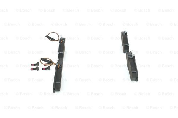 Передние тормозные колодки 0986460998 Bosch