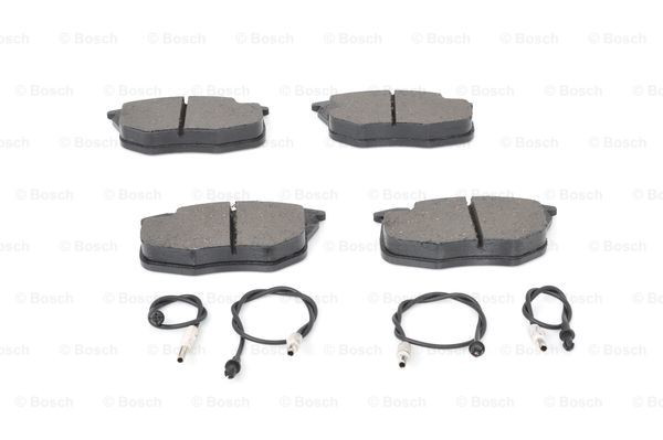 Передние тормозные колодки 0986461763 Bosch