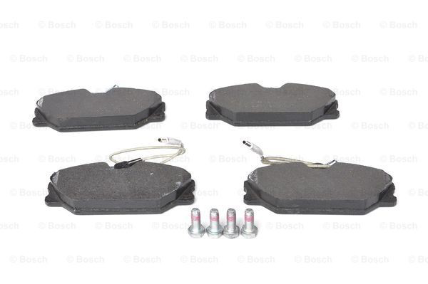 Передние тормозные колодки 0986461765 Bosch