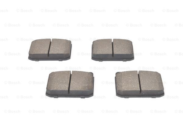 Передние тормозные колодки 0986463412 Bosch
