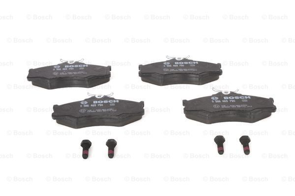 Передние тормозные колодки 0986469790 Bosch