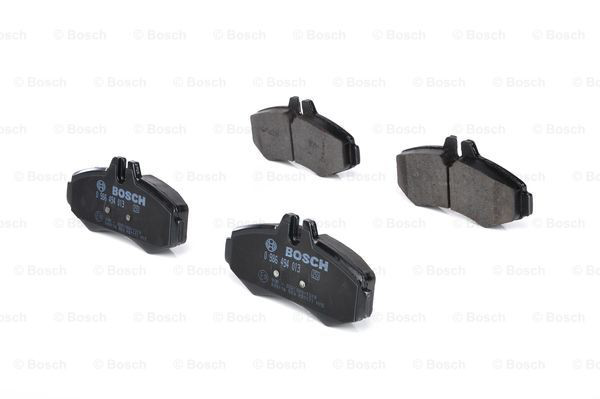 Передние тормозные колодки 0986494013 Bosch