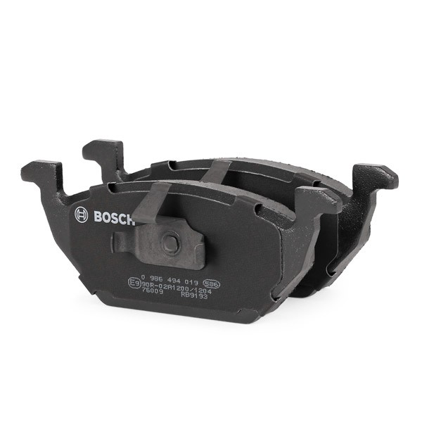 Передние тормозные колодки 0986494019 Bosch
