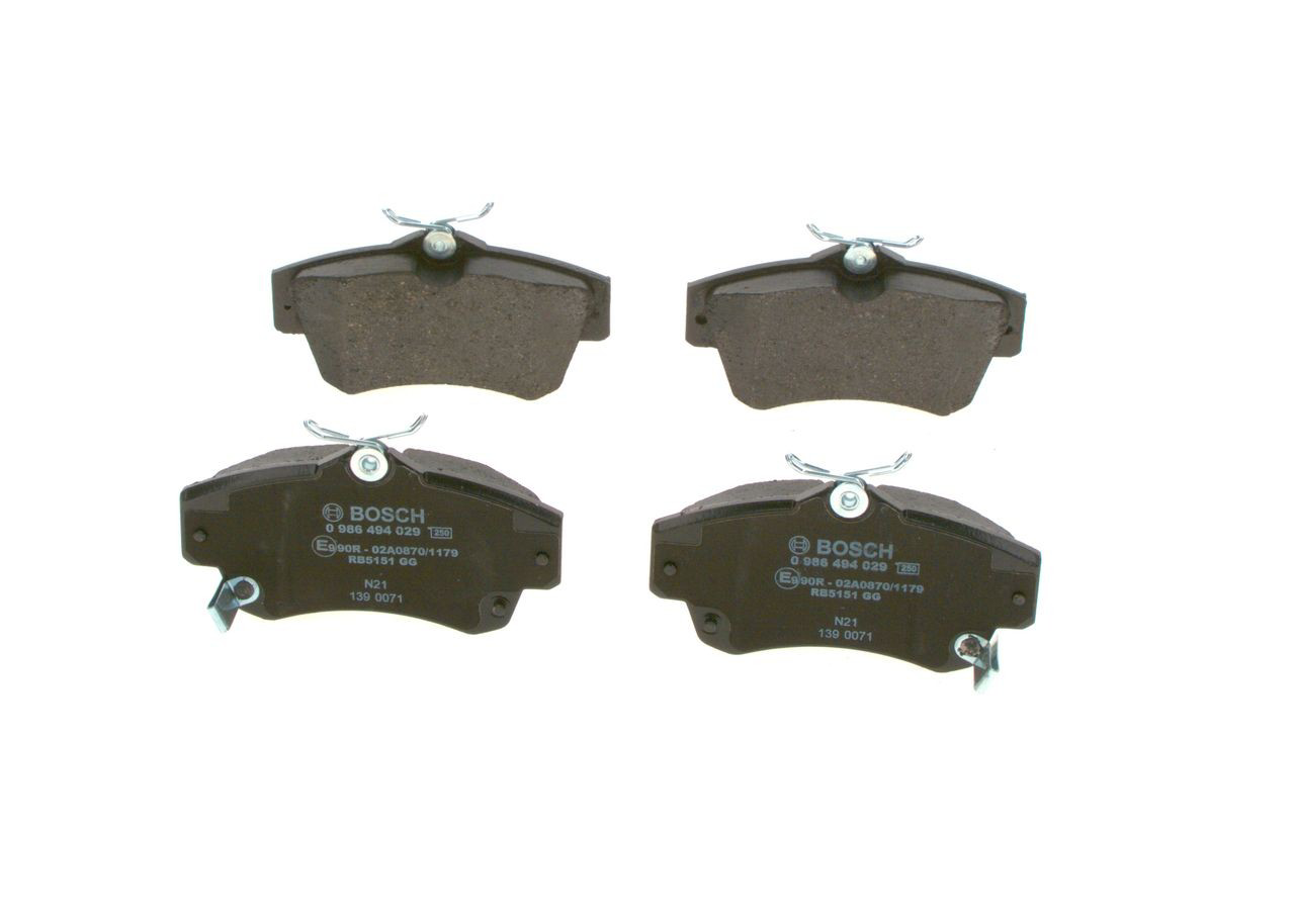 Передние тормозные колодки 0986494029 Bosch