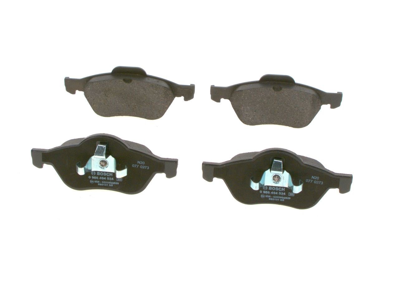 Передние тормозные колодки 0986494034 Bosch