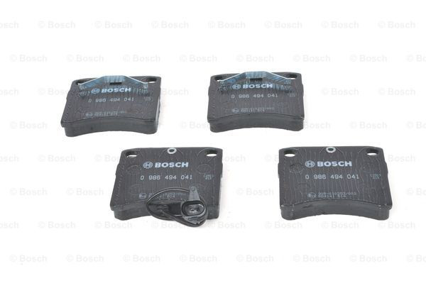 Передние тормозные колодки 0986494041 Bosch